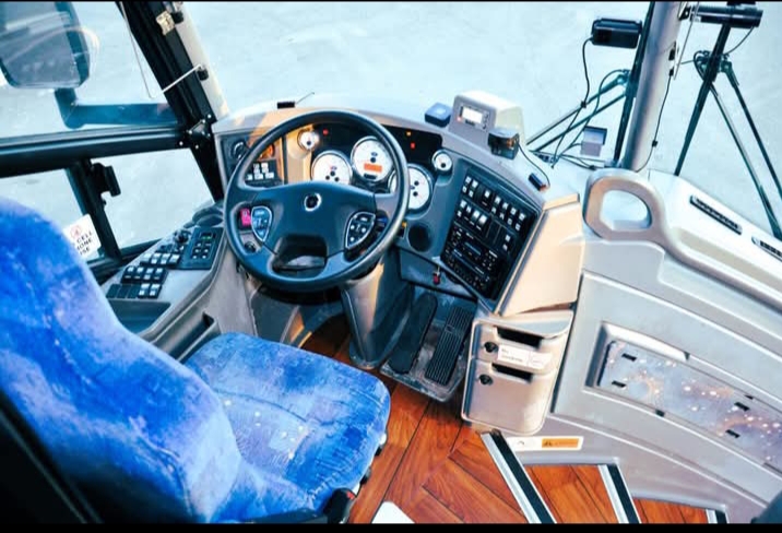 2017 MCI J4500 Motorcoach