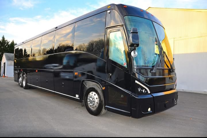2017 MCI J4500 Motorcoach