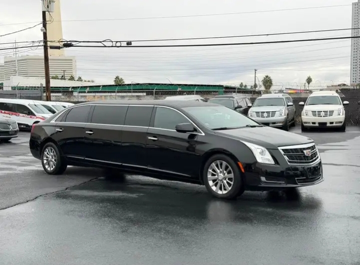 2016 Cadillac XTS Limousine