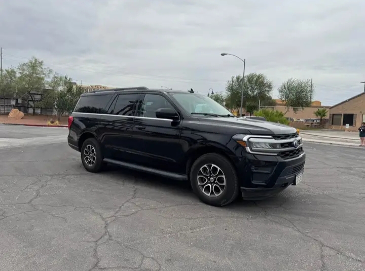 2022 Ford Expedition XLT SUV