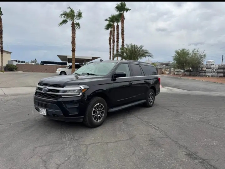 2022 Ford Expedition XLT SUV