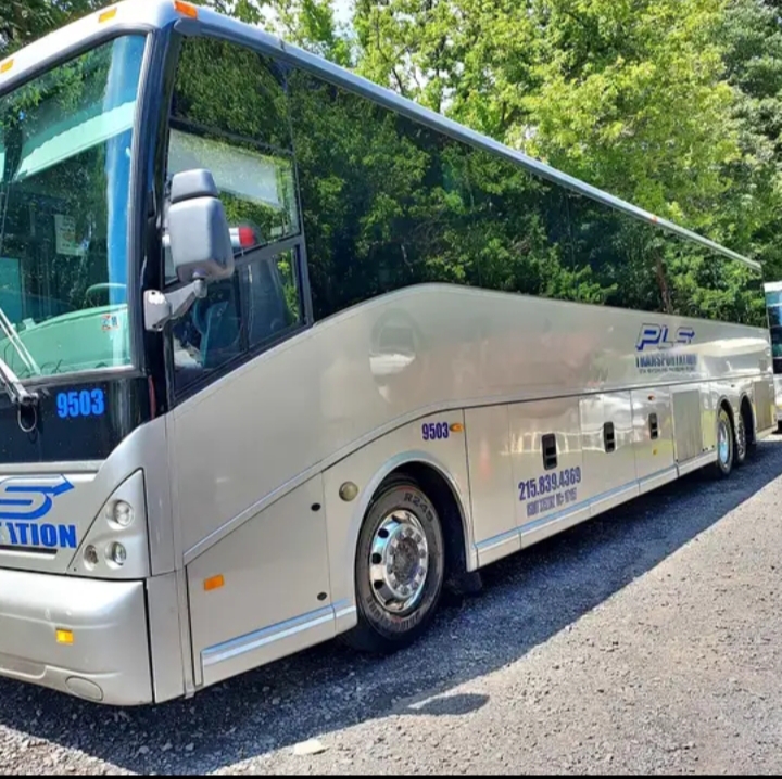 2008 VanHool C2045 Motorcoach
