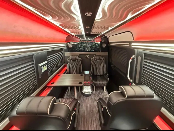 2025 Mercedes Benz Sprinter