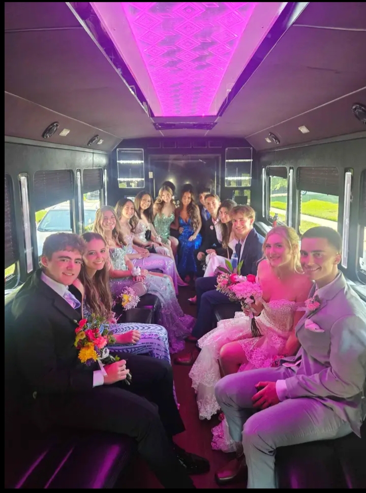 2015 Ford F-550 Party Bus For Sale