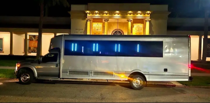 2015 Ford F-550 Party Bus For Sale