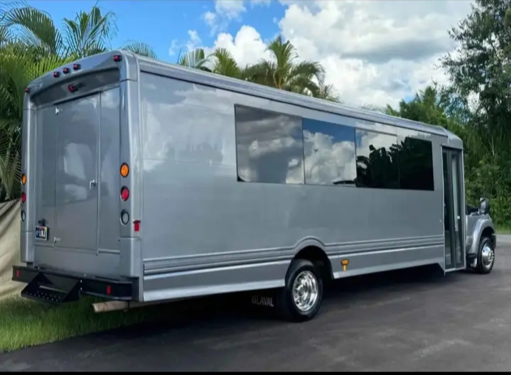 2015 Ford F-550 Party Bus For Sale