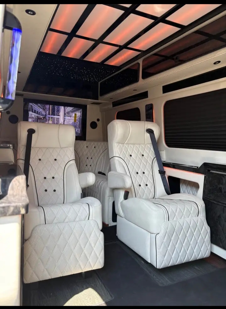 2024 Mercedes Benz Sprinter