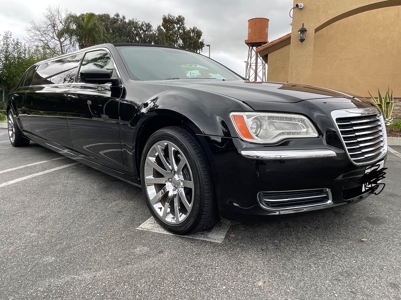 2013 Chrysler 300 Limousine