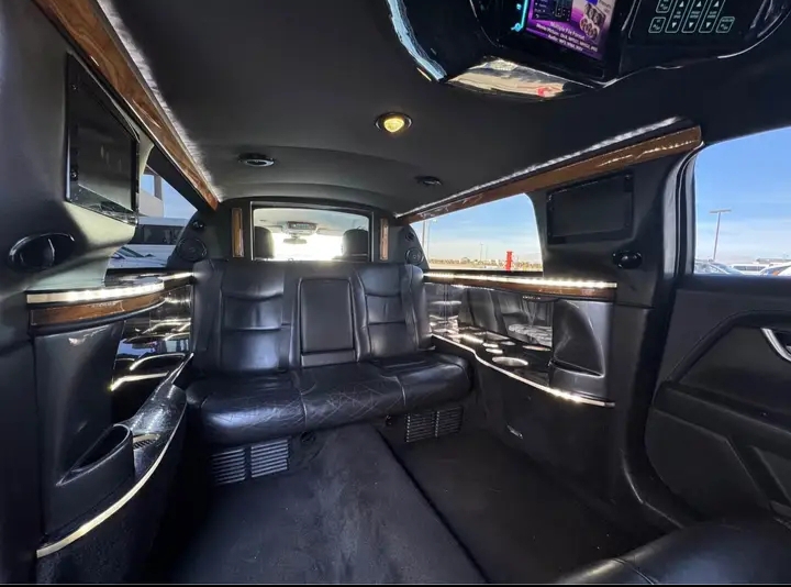 2017 Cadillac XTS Limousine