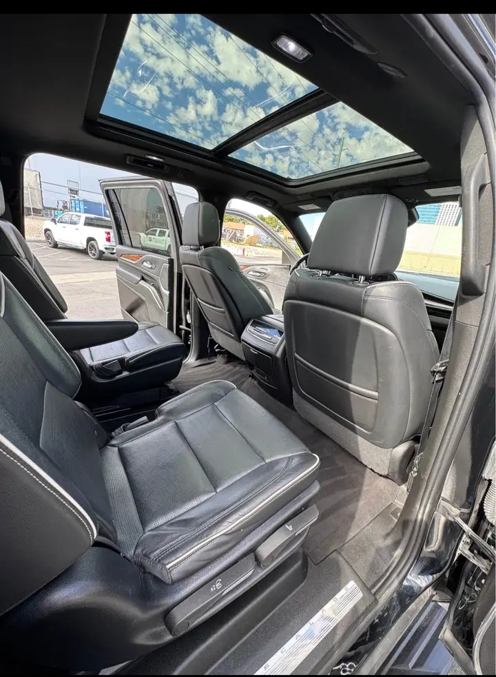 2022 Cadillac Escalade ESV SUV