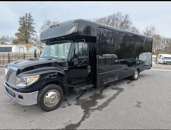 2013 International StarCraft Shuttle Bus