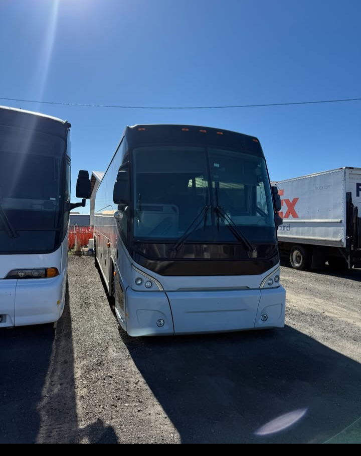 2016 MCI J4500 Motorcoach