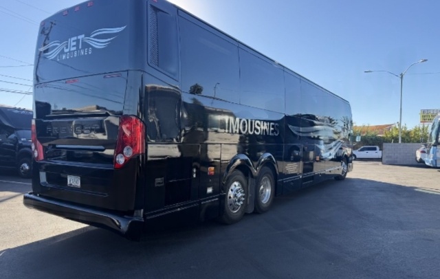 2014 Prevost H3 45 Motorcoach