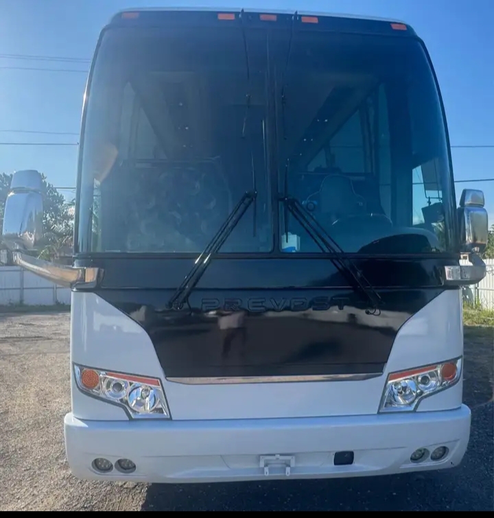 2016 Prevost H3-45 Motorcoach