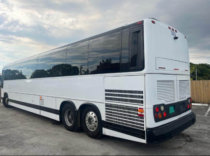 2011 Prevost X3-45 Motorcoach
