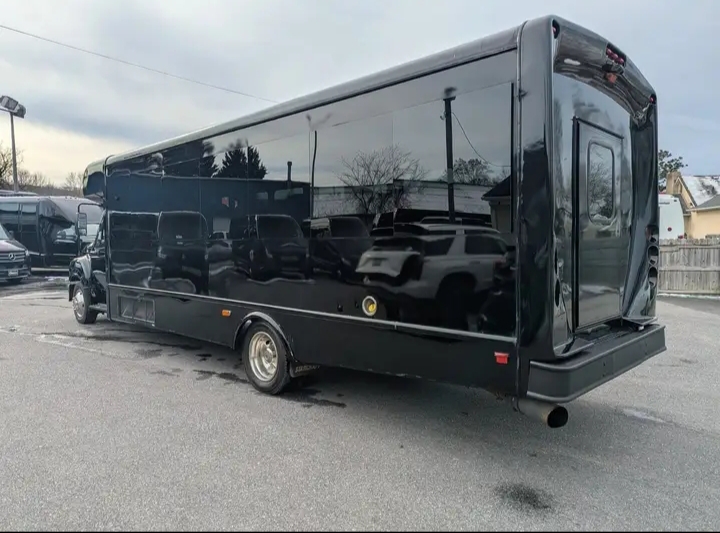 2013 International StarCraft Shuttle Bus