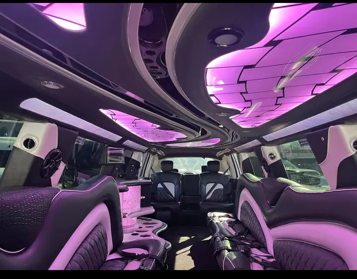 2015 Infiniti QX80 Limousine