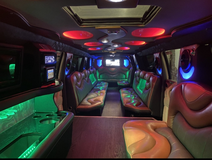 2011 Infiniti QX56 Limousine