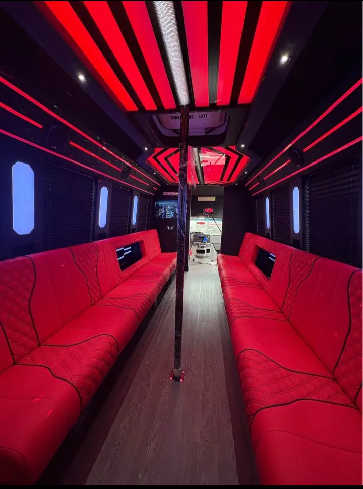 2019 Ford E-450 Limo Bus