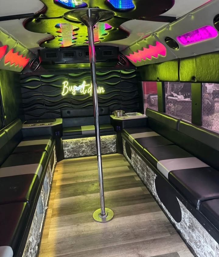 2023 Ford E-450 Party Bus