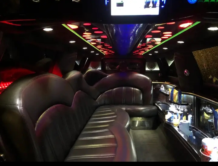 2014 Lincoln MKT Stretch Limousine