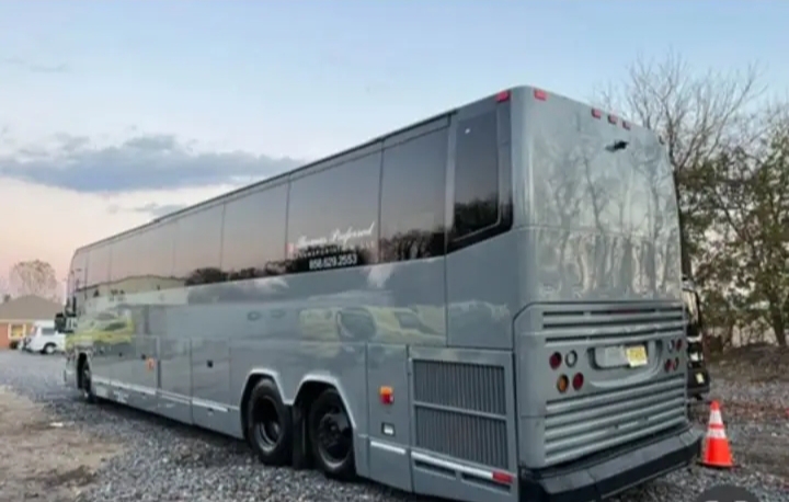 2001 Prevost H3-45 Motorcoach