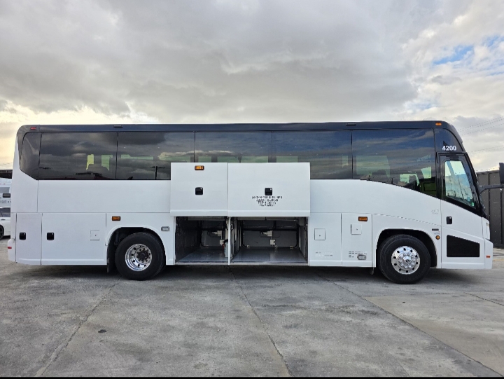 2020 MCI J3500 Motorcoach
