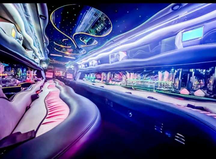 2004 Hummer H2 Limousine