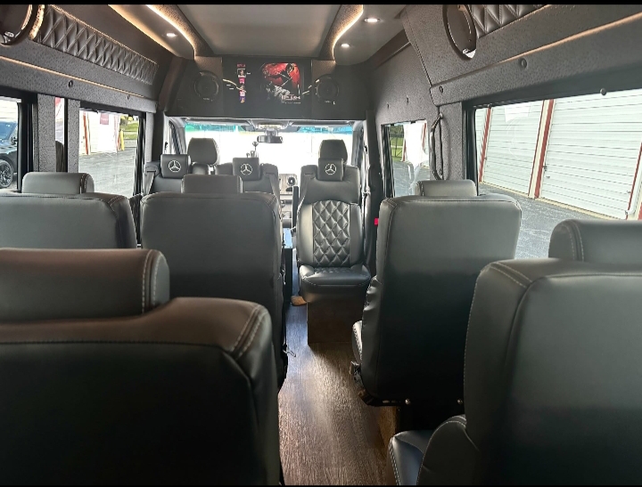 2024 Mercedes Benz Sprinter