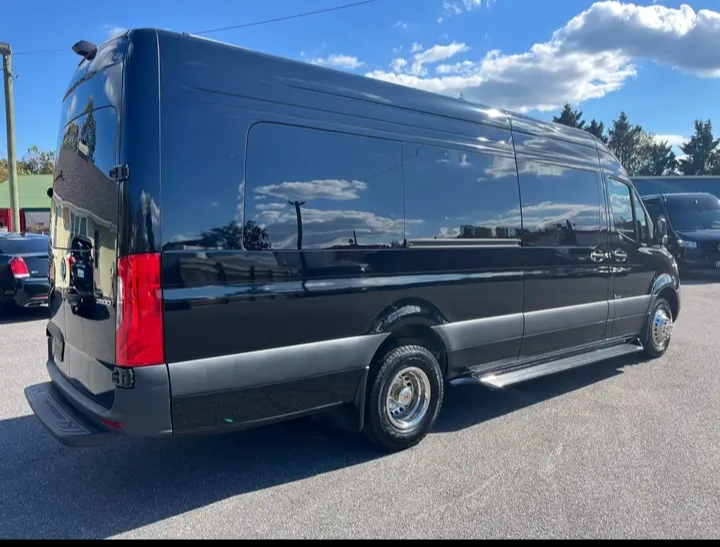 2025 Mercedes Benz Sprinter