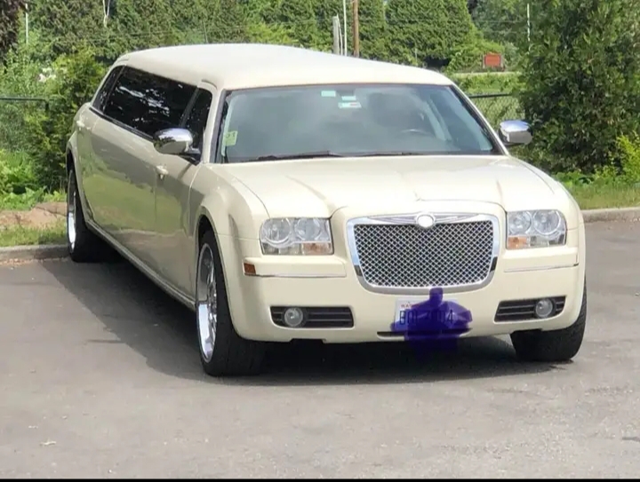2007 Chrysler 300 Limousine