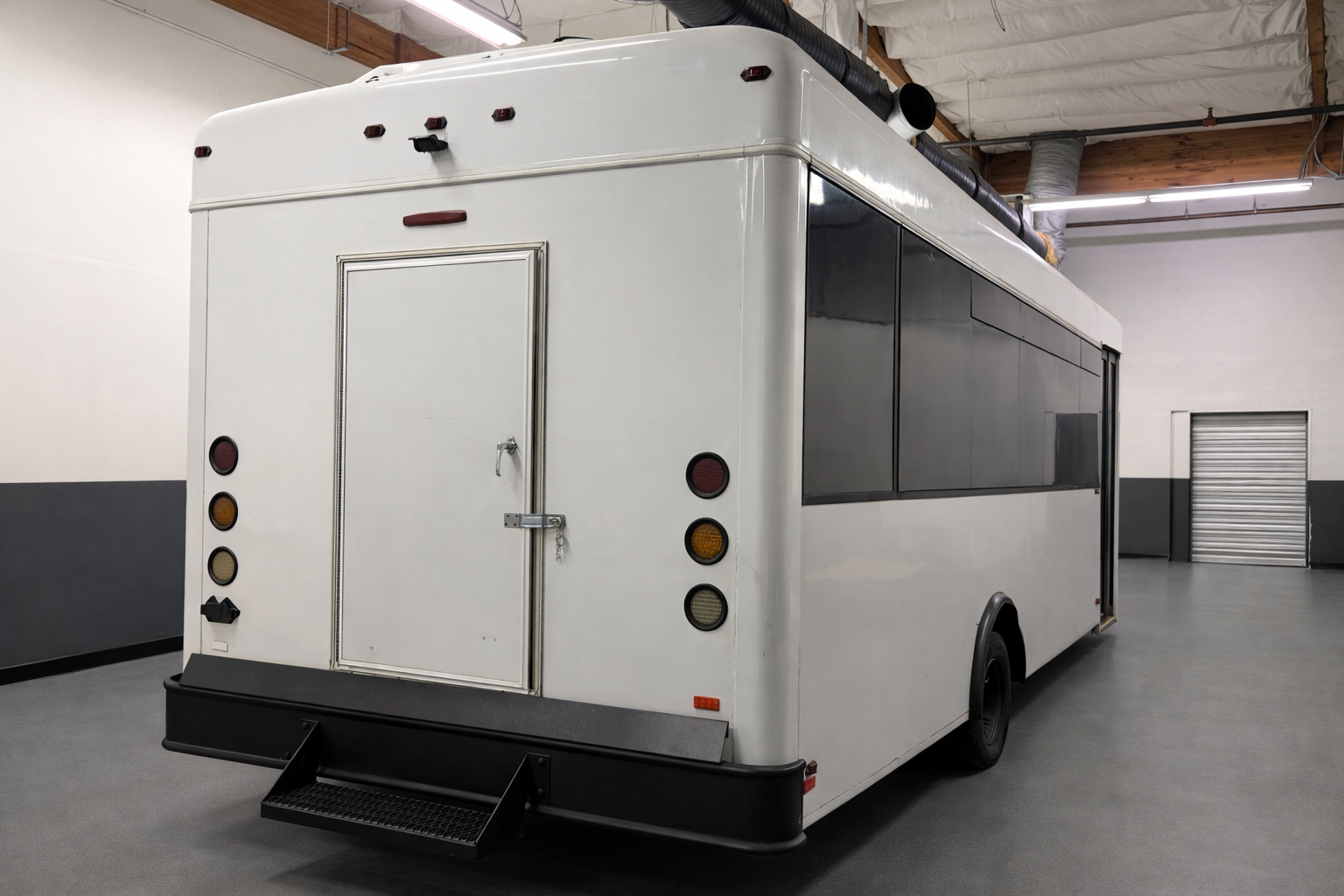 2026 Built 28-Person Limo Bus