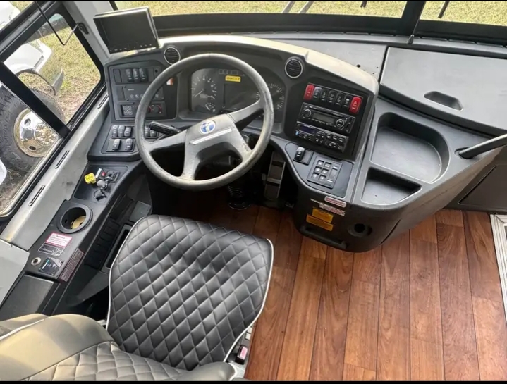 2014 Temsa TS-30 Motorcoach