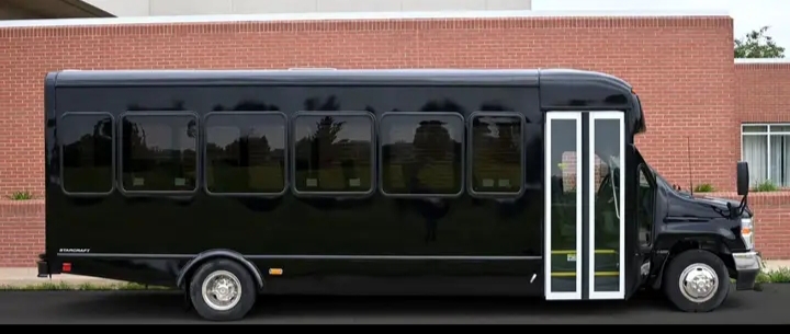2024 Ford E-450 Shuttle Bus
