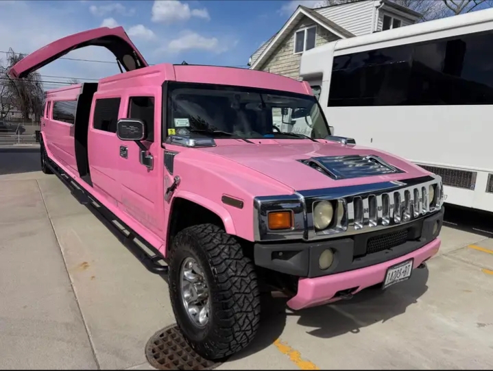 2003 Hummer H2 Limousine