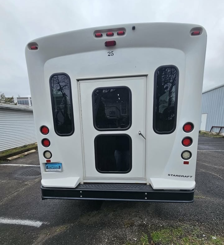 2019 Ford E-450 Shuttle Bus