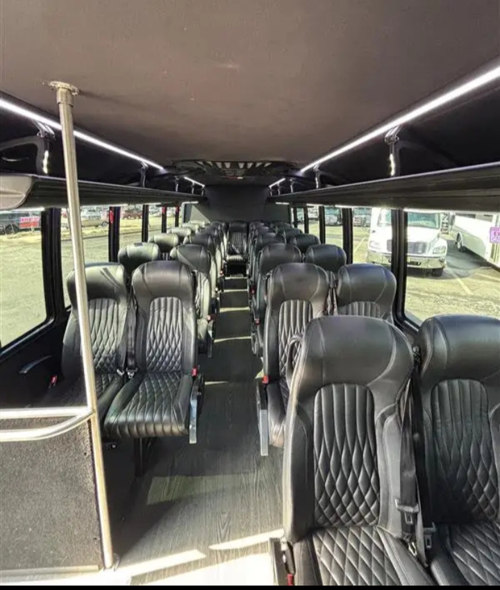 2023 Ford F-600 Shuttle Bus