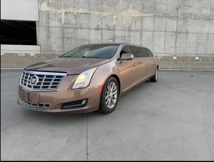 2015 Cadillac XTS Limousine