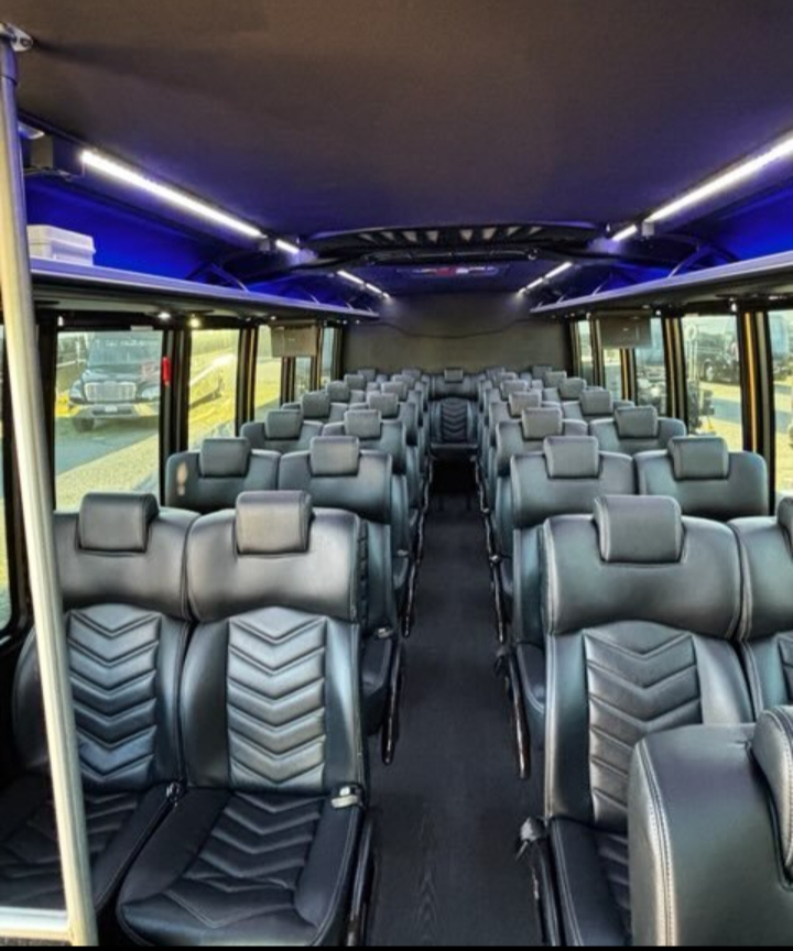 2019 Ford F-550 Shuttle Bus