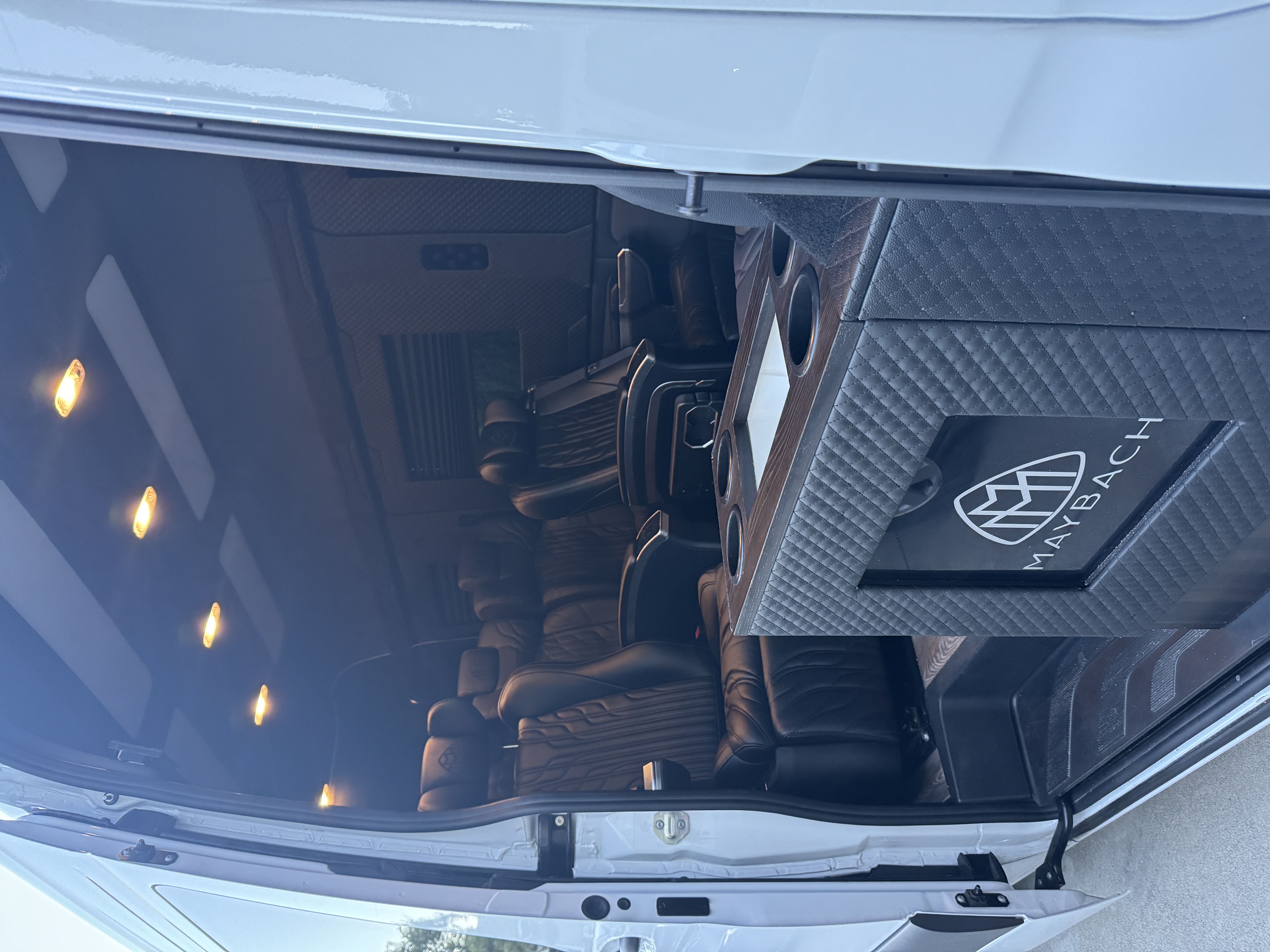 Mercedes-Benz Sprinter 2024