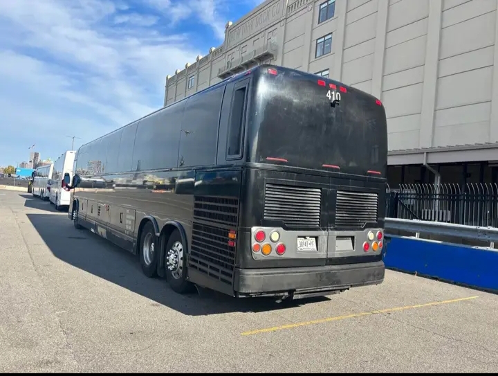 2008 Prevost H3-45 Motorcoach