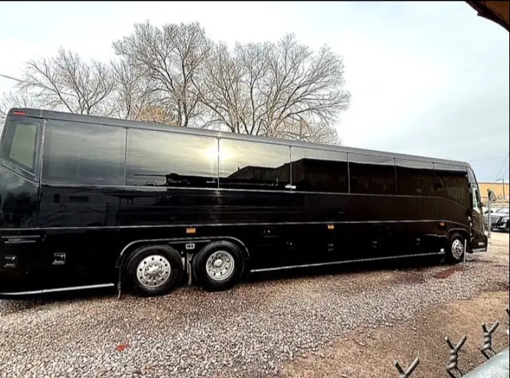 2009 MCI E4500 Motorcoach