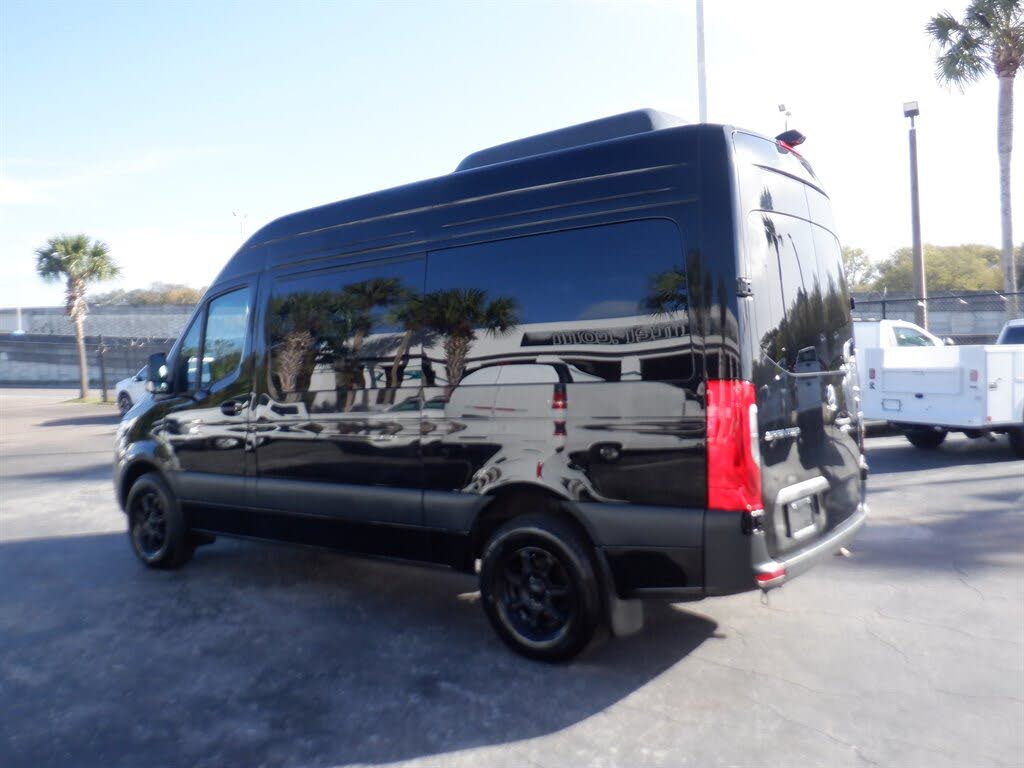 2024 Mercedes Benz Sprinter
