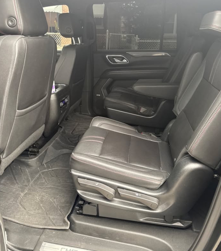 2023 Chevrolet Suburban RST SUV