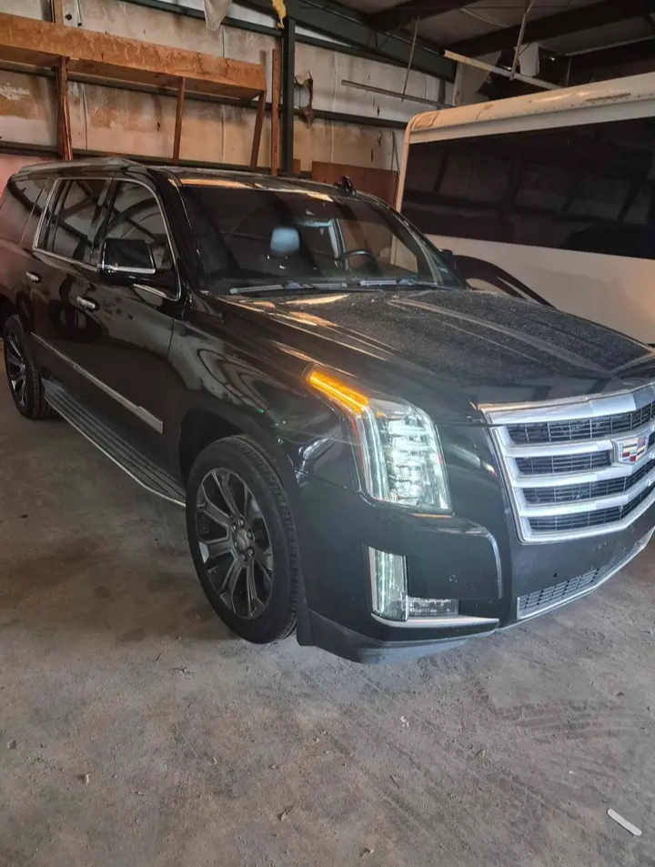 2016 Cadillac Escalade ESV SUV