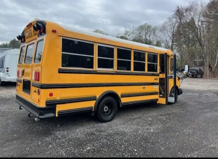 2012 GMC Savana 3500 Mini School Bus