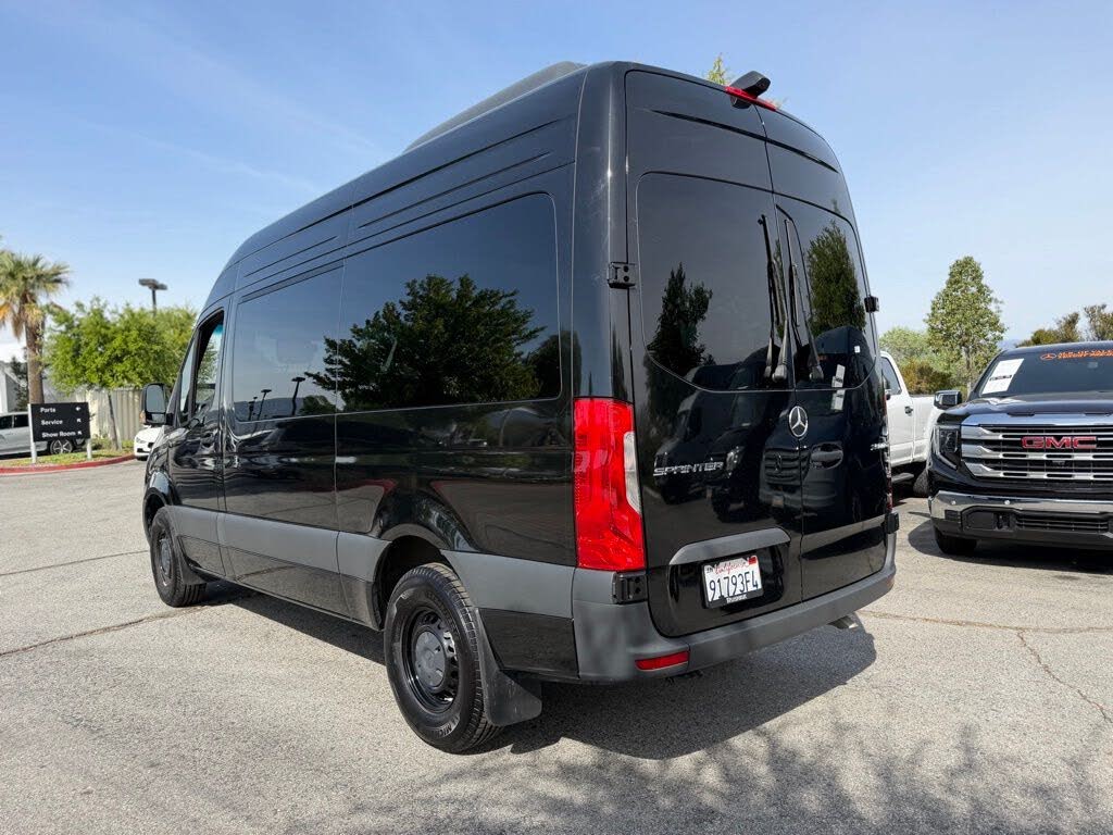 2025 Mercedes Benz Sprinter 2500