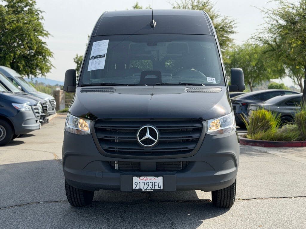 2025 Mercedes Benz Sprinter 2500