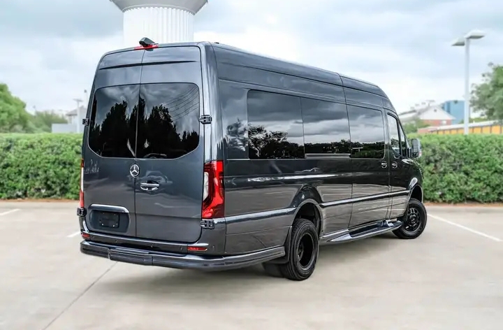 2023 Mercedes Benz Sprinter
