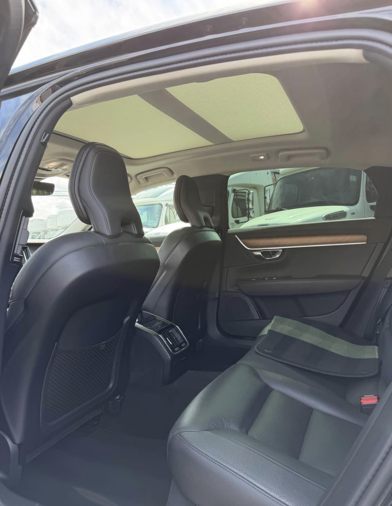 2022 S90 Volvo